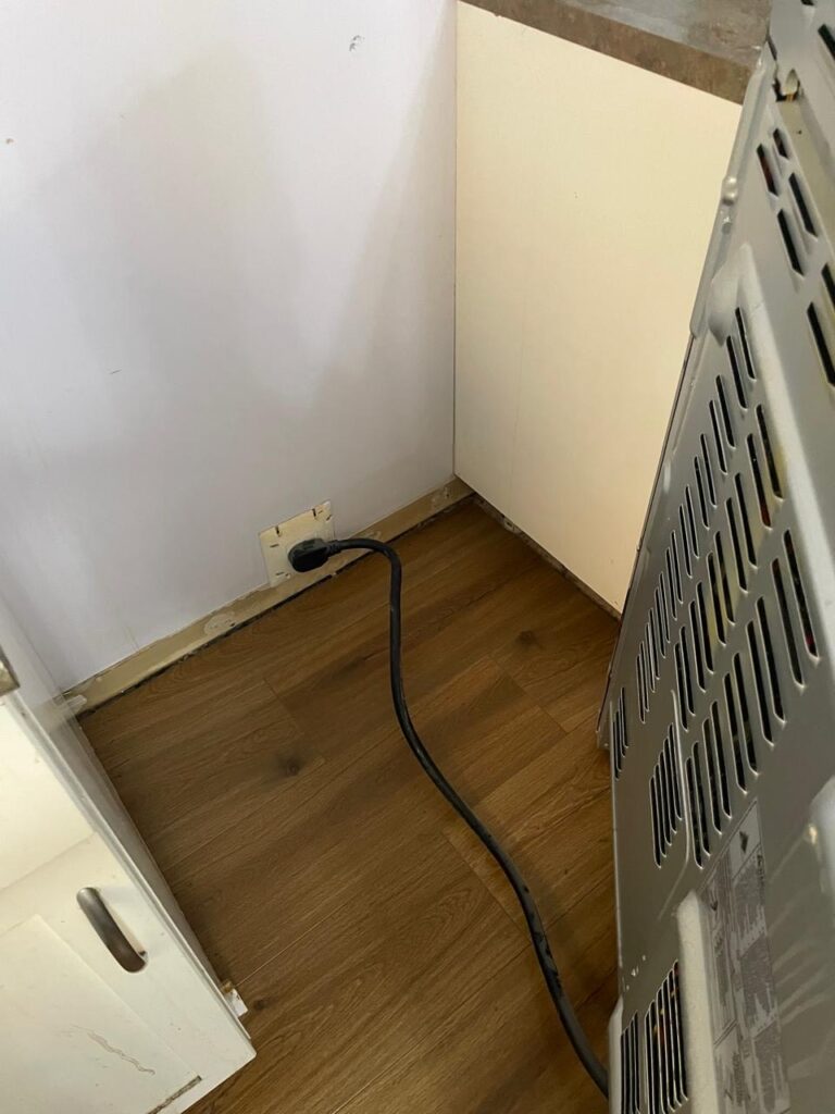 365 Commercial Cleaning Saskatoon – Gallery Before and after comparison of 365 commercial cleaning services in saskatoon